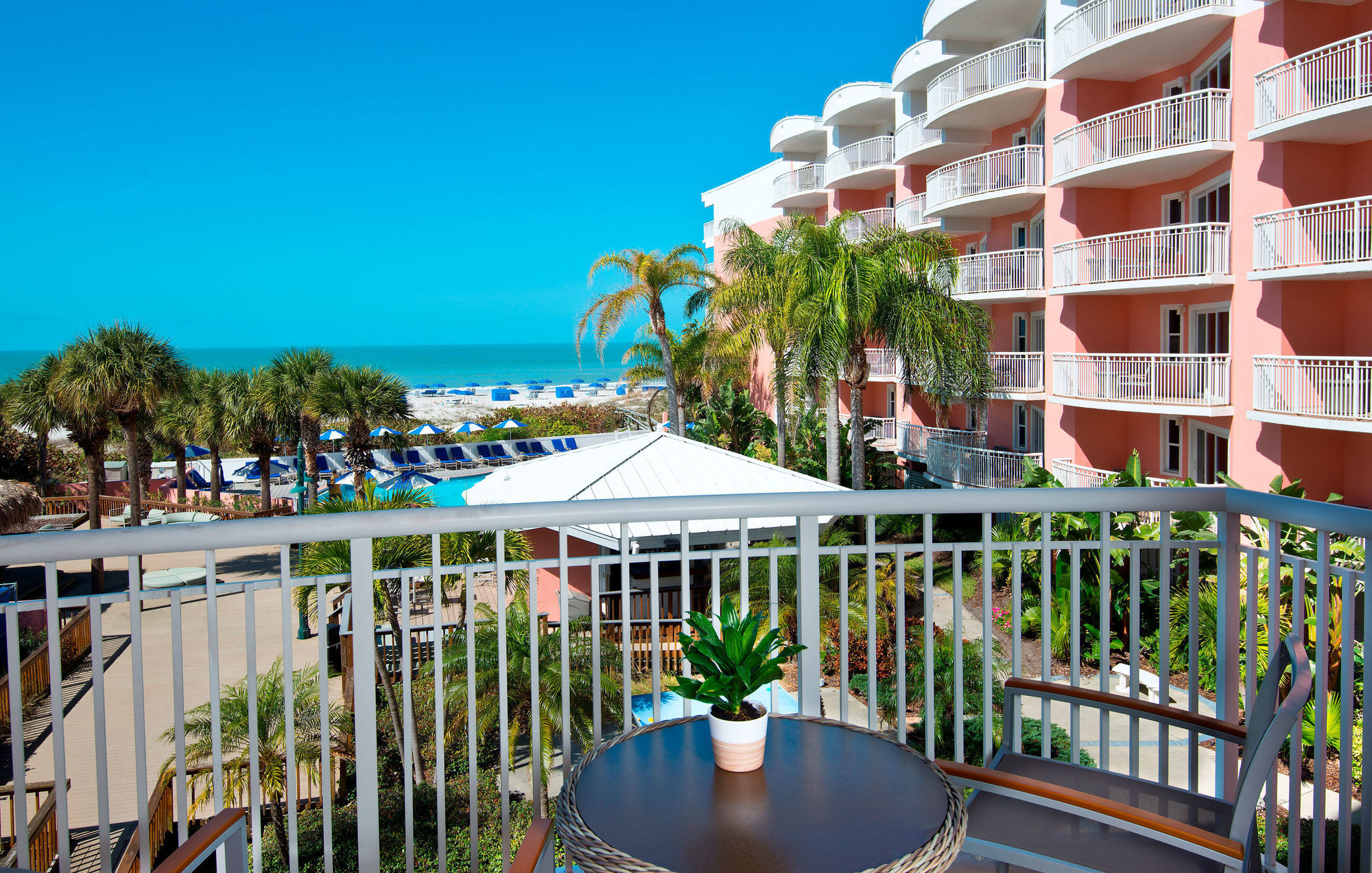 Beach House Suites By The Don Cesar St. Pete Beach Rum bild